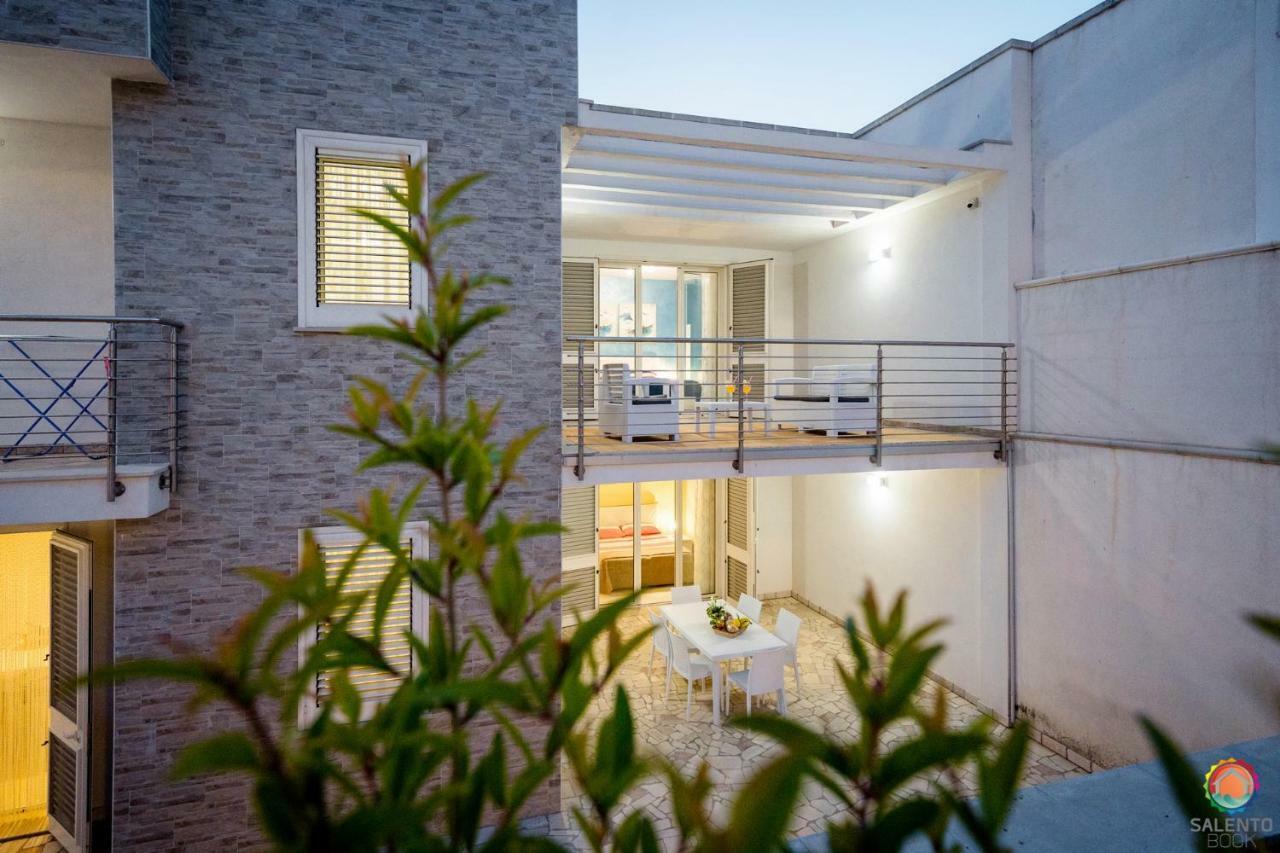 Perle Del Mare - Appartamenti Di Pregio 70M Spiaggia Pescoluse Marina Di Pescoluse Exterior foto
